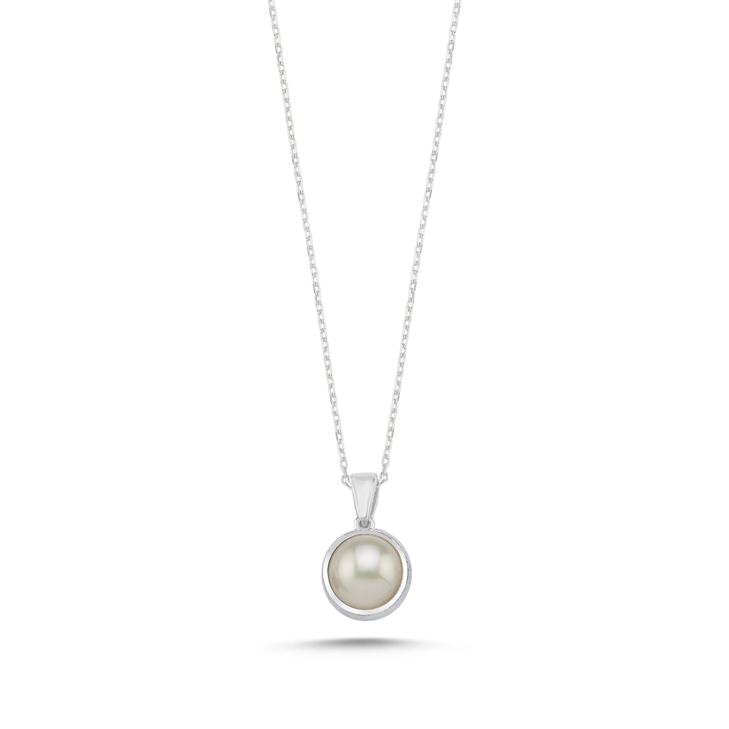 Round%20Pearl%20Solitaire%20Necklace