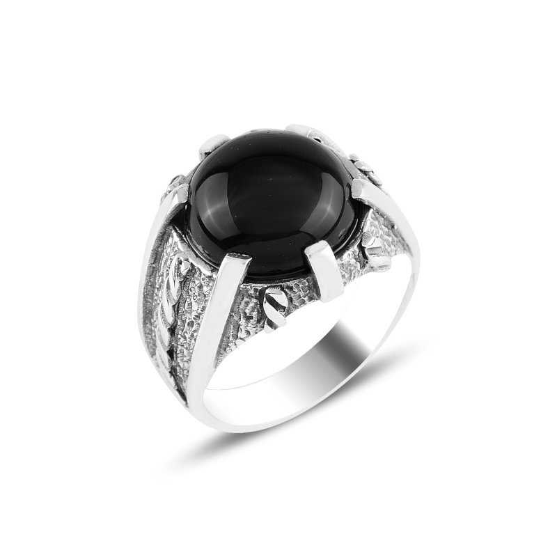 Men’s%20Oxidized%20Ring%20with%20Round%20Onyx