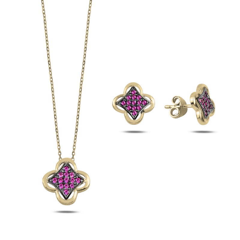 Ruby%20CZ%20Quatrefoil%20Set-Gold%20Plated