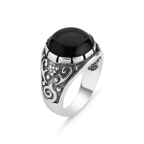 Wholesale Anatolian Rug Patterned Men’s Oxidized Ring with Round Onyx