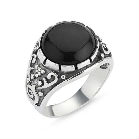 Wholesale Anatolian Rug Patterned Men’s Oxidized Ring with Round Onyx